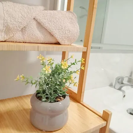 Apartment Vibe ,wifi ,espacio Trabajo,playa ,ocio